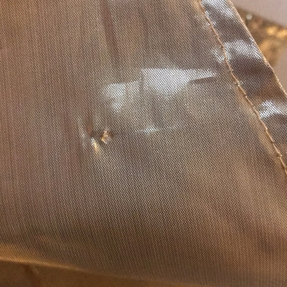 Gold Tree Skirt - Approximately Neck 14 inches length 23-24 - Picture 11 of 12